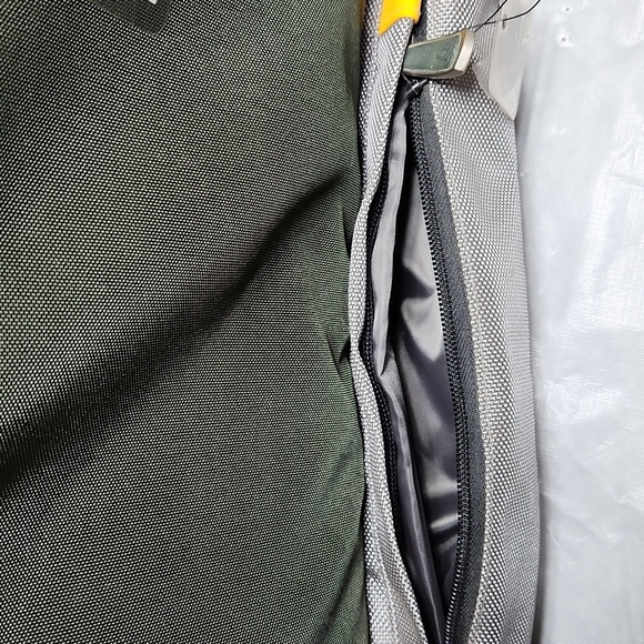 Kensington Laptop 15.4" Bag - Picture 14 of 14